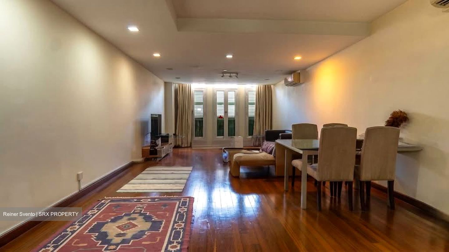 Lorong Telok (D1), Shop House #570914961